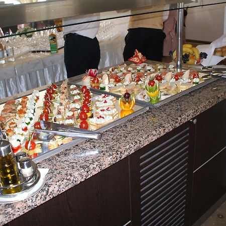 Hotel Condor Mamaia Dış mekan fotoğraf