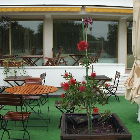 Hotel Condor Mamaia Dış mekan fotoğraf