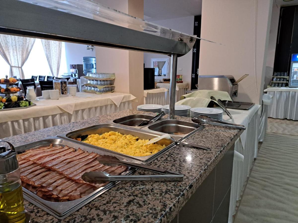Hotel Condor Mamaia Dış mekan fotoğraf