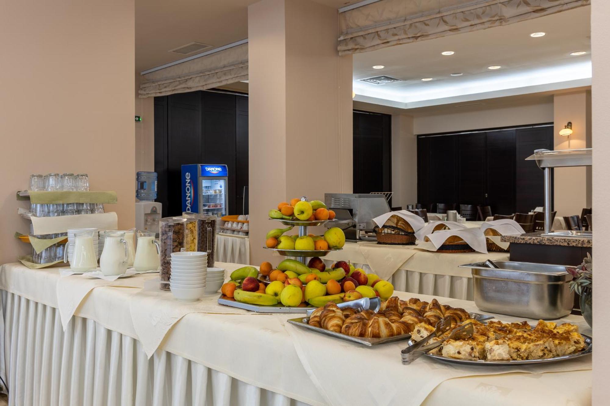 Hotel Condor Mamaia Dış mekan fotoğraf