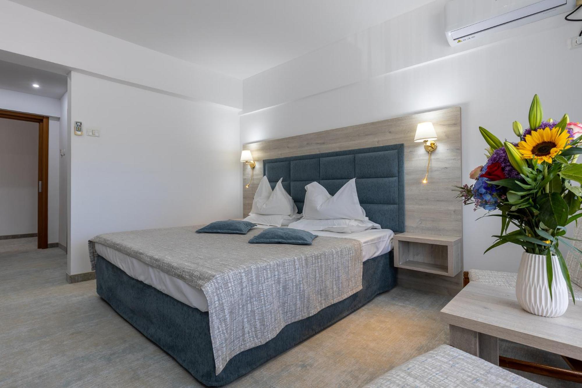 Hotel Condor Mamaia Dış mekan fotoğraf