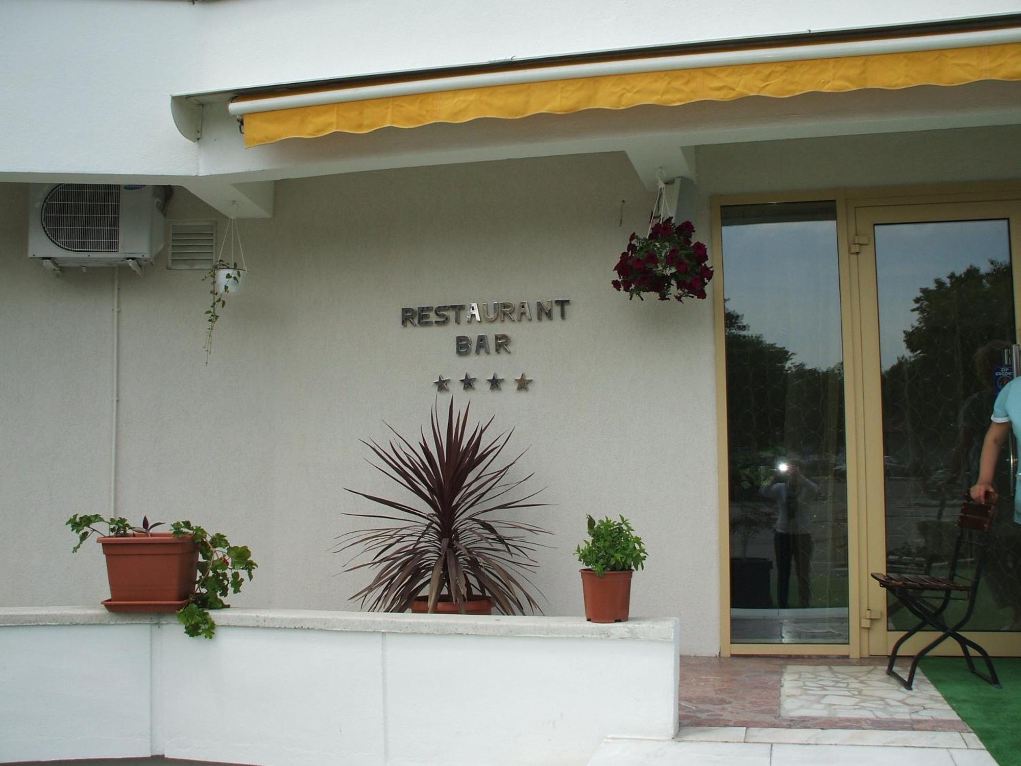 Hotel Condor Mamaia Dış mekan fotoğraf